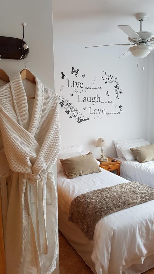 Casa Mariposa Guesthouse (Adults Only) ปลายา เด ซานฮวน ภายนอก รูปภาพ